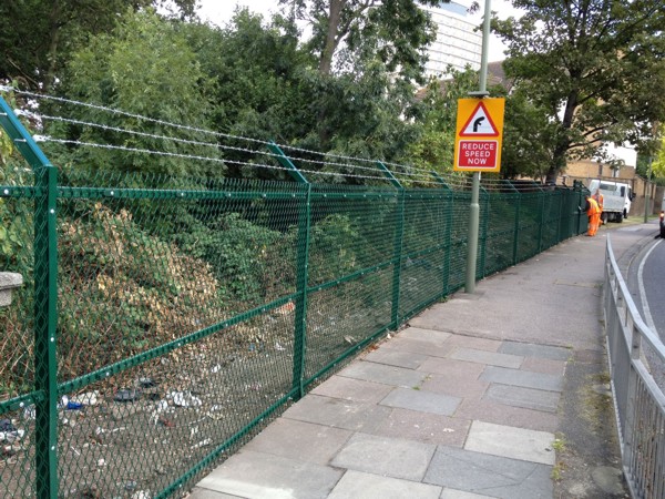 Exmesh Green 4095 mesh Fencing London Underground