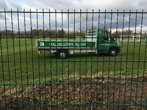 656 Mesh Fencing West Ham United Essex