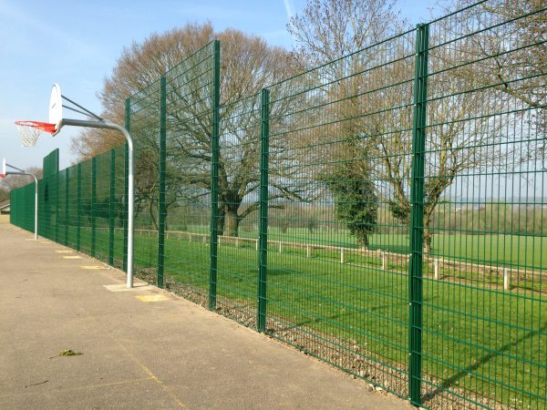 868 Mesh Panel Ballcourt Fencing Chigwell Essex