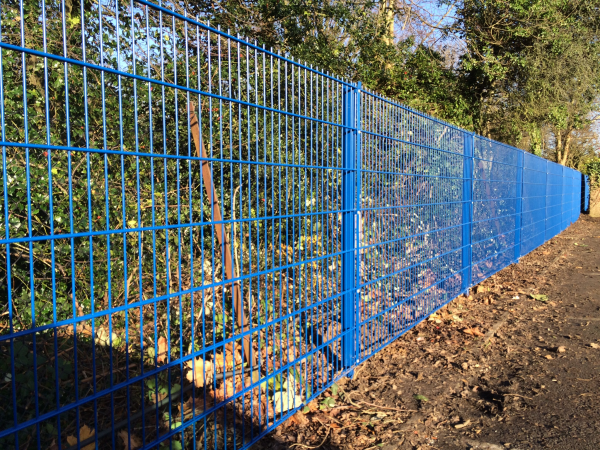 868 Mesh Panel Fencing Blue RAL 5010