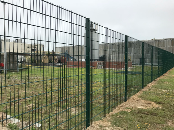 868 Double Wire Mesh Panel Fencing Colchester Essex