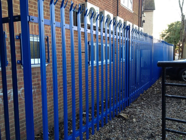 Palisade Fencing Blue 5010