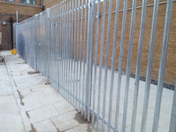 Palisade Fencing London