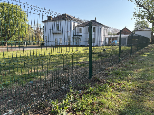 VMesh Mesh Panel Fencing Buckhurst Hill London