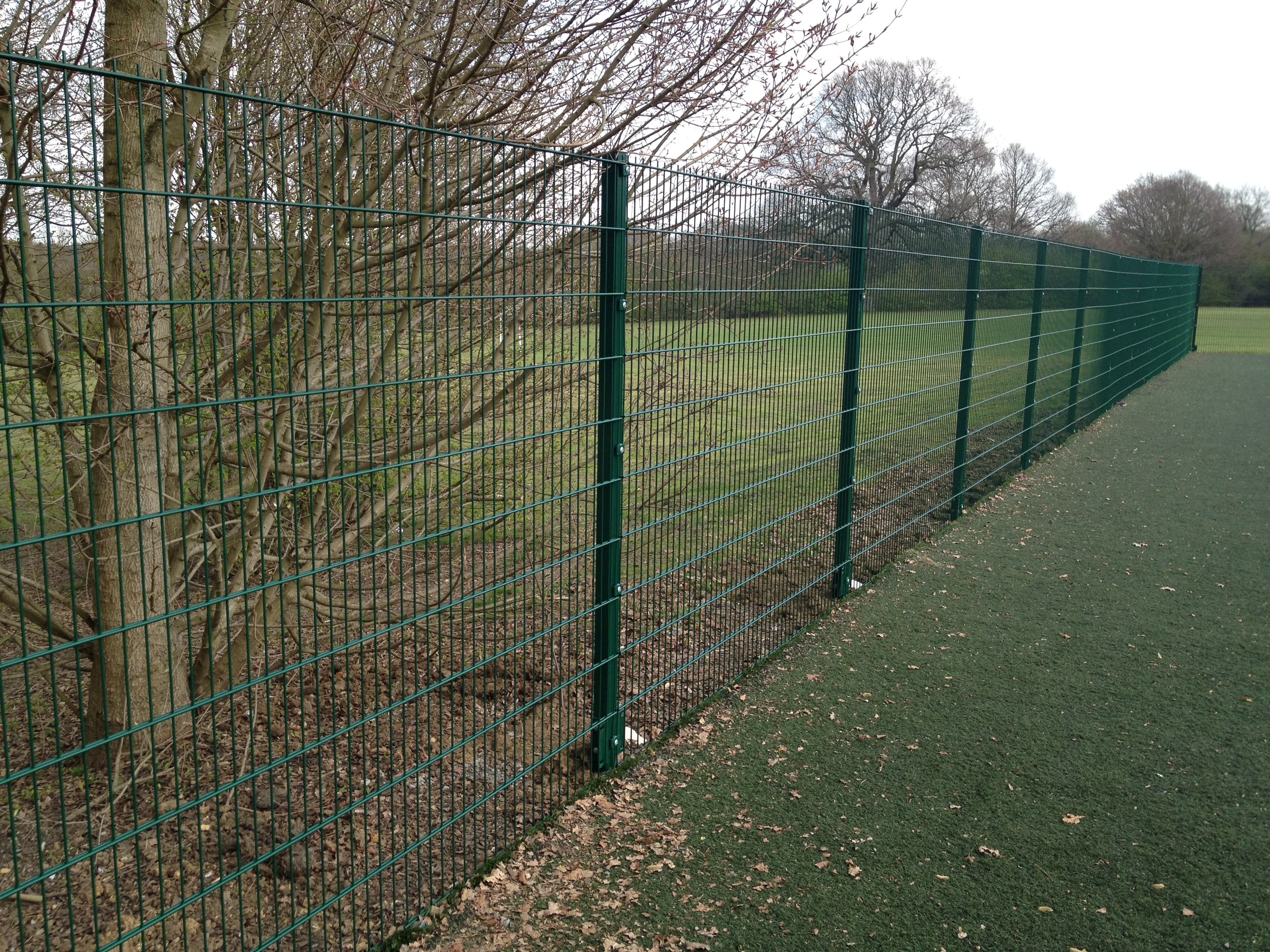 868 Double Wire Mesh Fencing