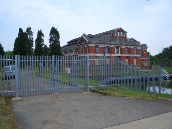 Palisade Fencing Galvanised, Security Fencing South London, Industrial Fencing